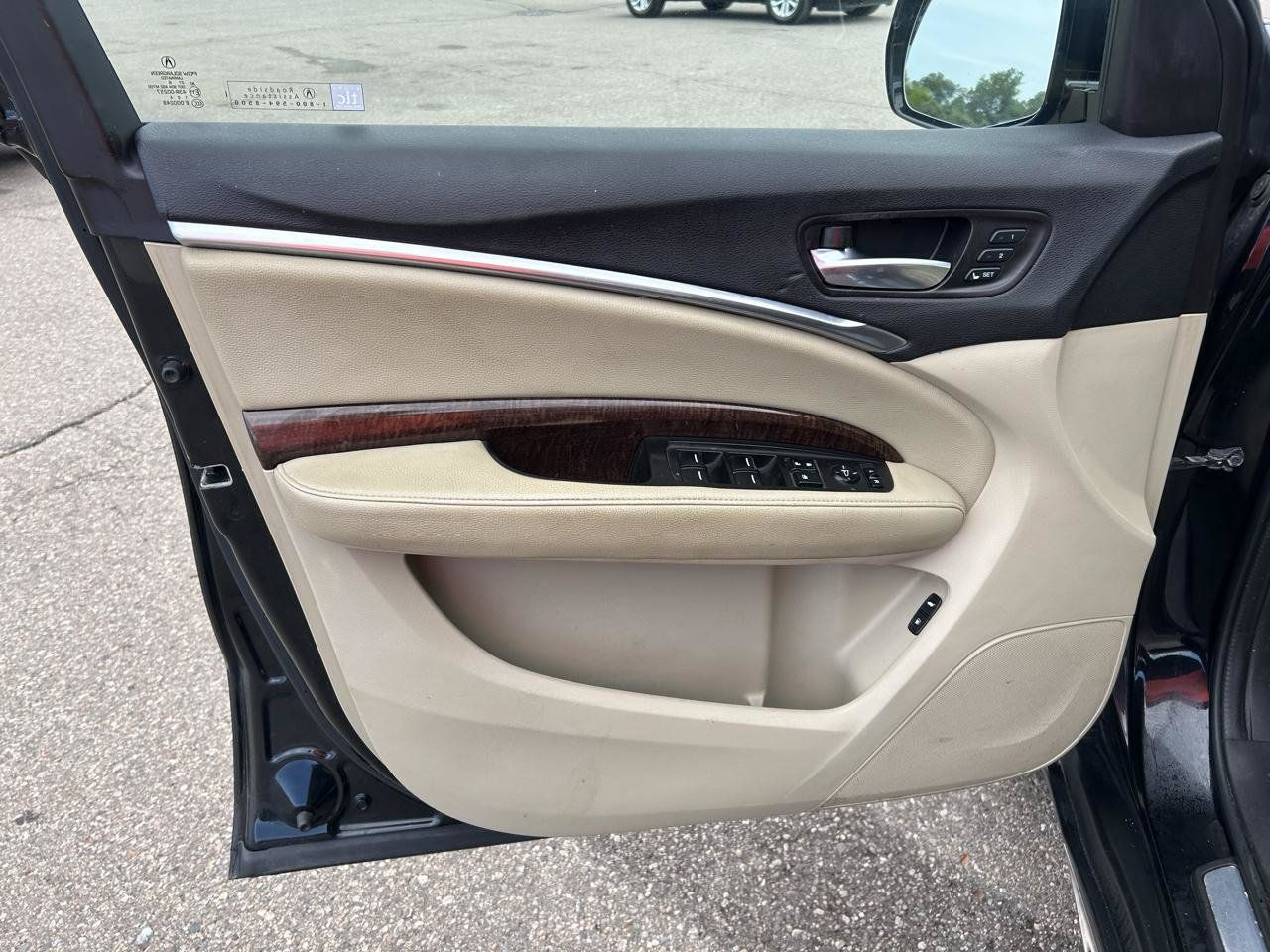 Used 2017 Acura MDX SH-AWD image 15