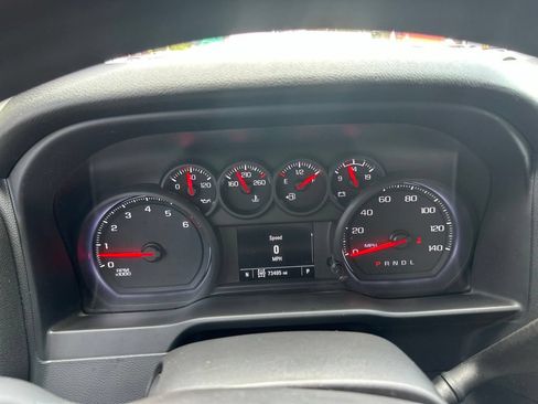Used 2020 Chevrolet Silverado 1500 Custom Trail Boss w/ Custom Convenience Package AWD/4WD image 23