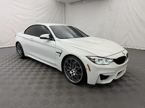 Used 2018 BMW M4 Convertible RWD image 13