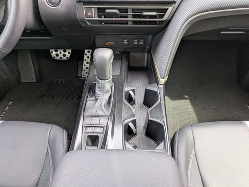 Used 2026 Toyota Camry SE FWD image 19
