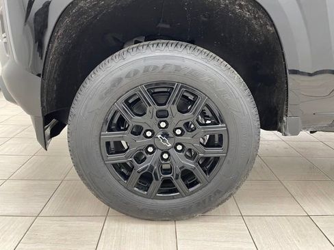 New 2026 Chevrolet Colorado W/T AWD/4WD image 9