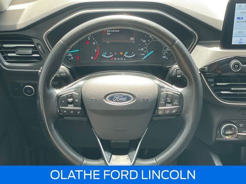 Certified 2022 Ford Escape SEL image 17
