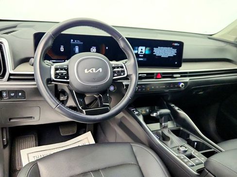 Used 2024 Kia Sorento X-Line EX image 13