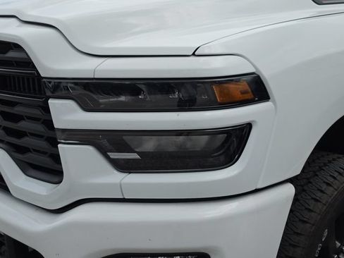 Used 2026 RAM 2500 Big Horn AWD/4WD image 9