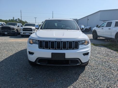 Used 2020 Jeep Grand Cherokee Limited AWD/4WD image 8