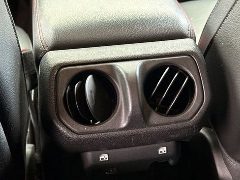 Used 2021 Jeep Wrangler Unlimited Rubicon image 20