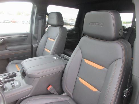 New 2026 GMC Sierra 1500 AT4 w/ AT4 Premium Package image 15