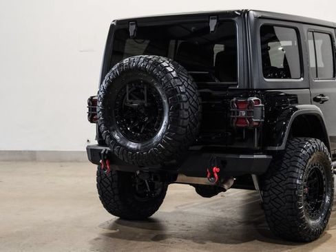 Used 2020 Jeep Wrangler Unlimited Rubicon AWD/4WD image 32