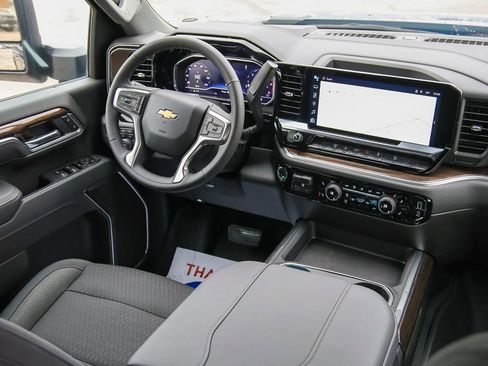 New 2025 Chevrolet Silverado 2500 LT image 25