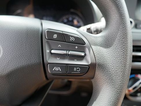 Used 2023 Hyundai Kona SE AWD/4WD image 26
