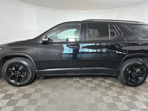 Used 2022 Chevrolet Traverse LT FWD image 8