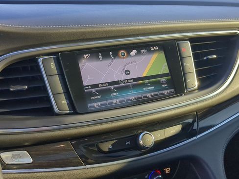 Used 2019 Buick Enclave Avenir w/ Avenir Technology Package image 18