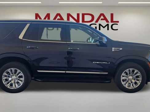Used 2025 GMC Yukon Denali RWD image 3