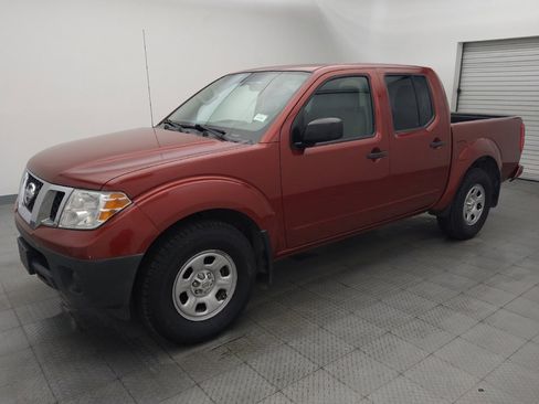 Used 2019 Nissan Frontier S image 2