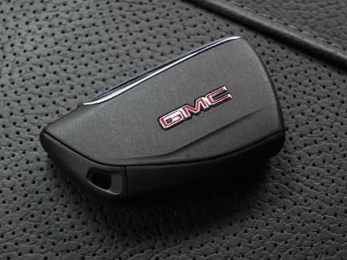 Used 2025 GMC Sierra 1500 Denali image 30