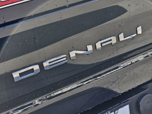 New 2026 GMC Sierra 3500 Denali w/ Denali Reserve Package image 8