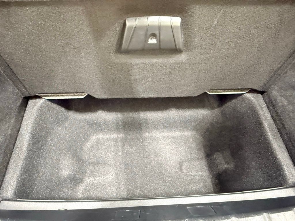 Used 2023 BMW i7 xDrive60 AWD/4WD image 51