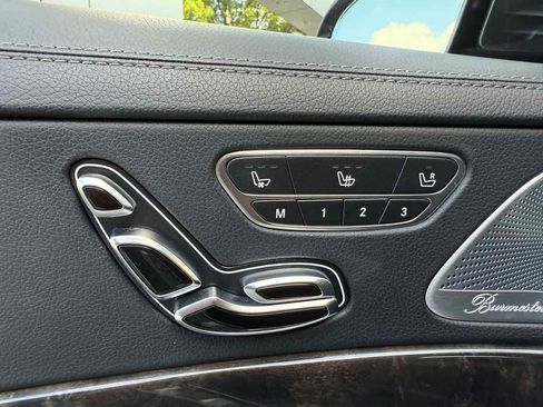 Used 2016 Mercedes-Benz S 550 Sedan image 41