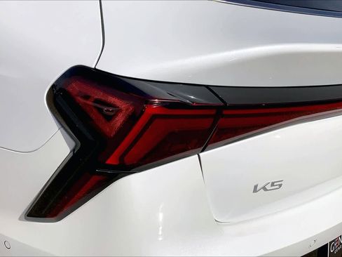 Certified 2026 Kia K5 GT w/ GT1 Package image 32