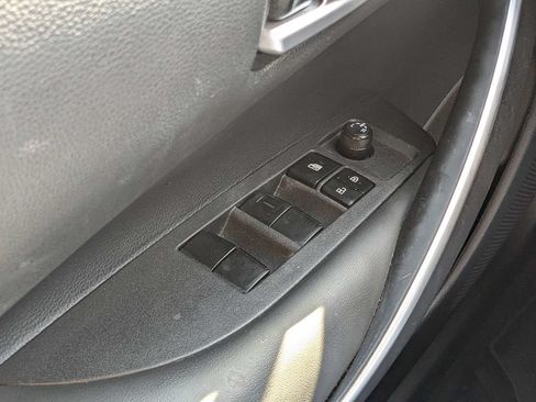 Used 2024 Toyota Corolla SE FWD image 18