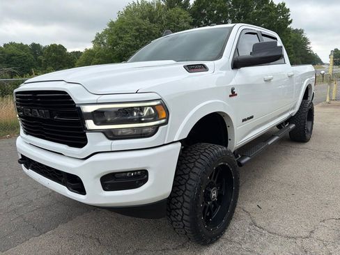 Used 2019 RAM 2500 Laramie w/ Night Edition AWD/4WD image 6