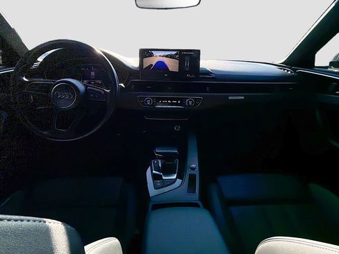 Used 2022 Audi A5 2.0T Premium image 18