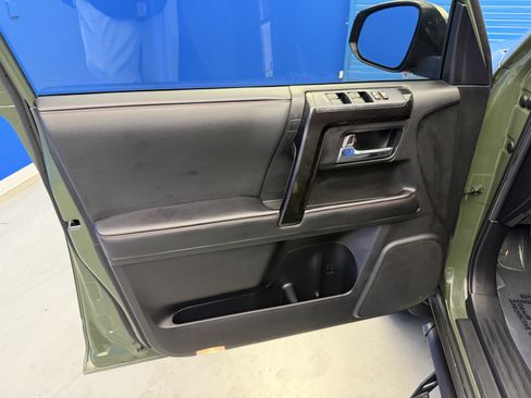 Used 2020 Toyota 4Runner TRD Pro AWD/4WD image 9