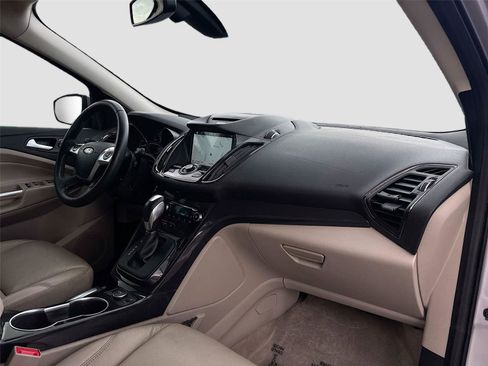 Used 2016 Ford Escape Titanium image 31