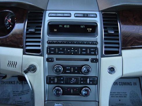 Used 2011 Ford Taurus SEL w/ 201A Rapid Spec Order Code image 20