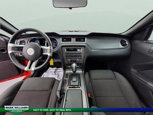 Used 2013 Ford Mustang Coupe image 15