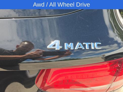 Used 2016 Mercedes-Benz GLC 300 4MATIC image 9