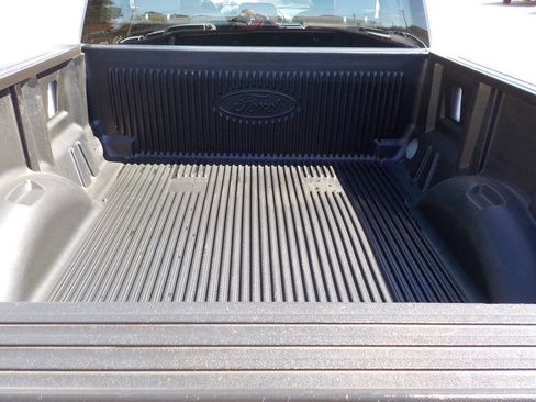 Used 2018 Ford F150 XL w/ Equipment Group 101A Mid image 5