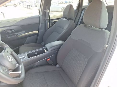 Used 2026 Nissan Kicks S FWD image 9