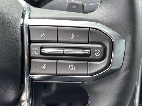 New 2026 GMC Yukon XL Denali image 21