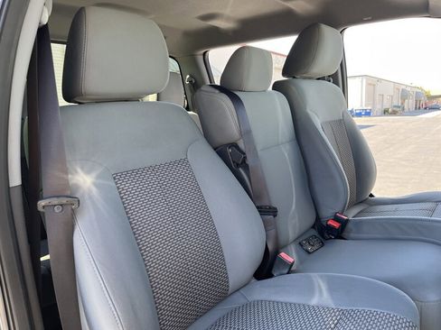 Used 2011 Ford F250 XLT w/ XLT Premium Pkg image 38