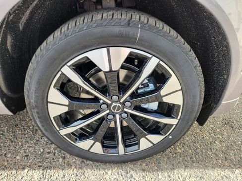 New 2026 Volvo XC60 B5 Plus w/ Climate Package image 18