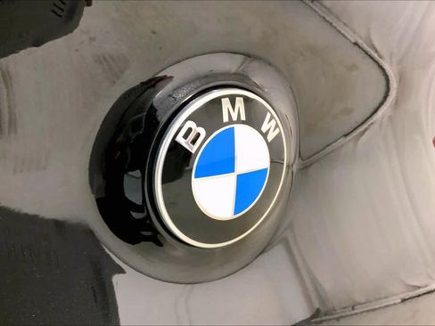 Used 2025 BMW X3 xDrive30i w/ Premium Package image 29