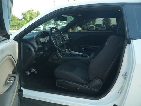 Used 2019 Dodge Challenger R/T Scat Pack RWD image 12