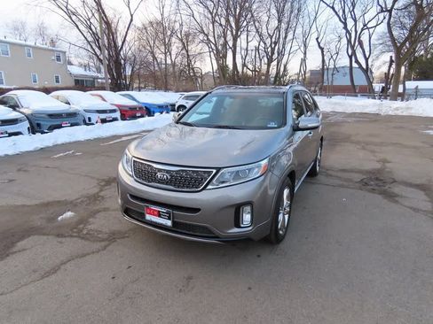Used 2014 Kia Sorento SX w/ 3rd Row Package image 1