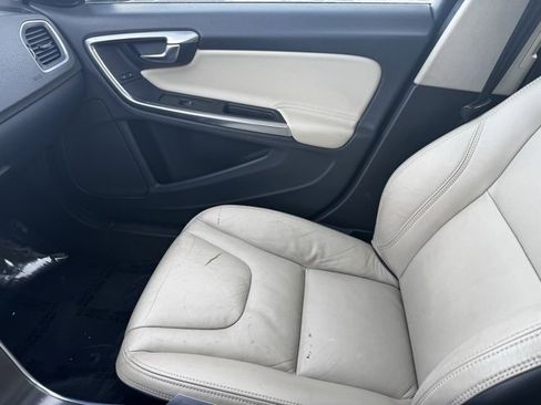 Used 2013 Volvo S60 T5 image 21