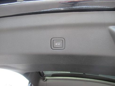 New 2025 Chevrolet Tahoe High Country image 37