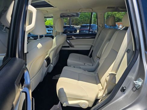 Used 2020 Lexus GX 460 Premium AWD/4WD image 11