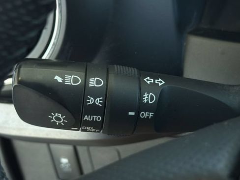 Used 2023 Toyota Tacoma TRD Sport AWD/4WD image 30