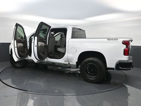 Used 2021 Chevrolet Silverado 1500 LT Trail Boss w/ Bed Protection Package AWD/4WD image 36
