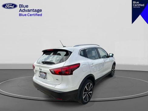 Used 2019 Nissan Rogue Sport SL FWD image 5