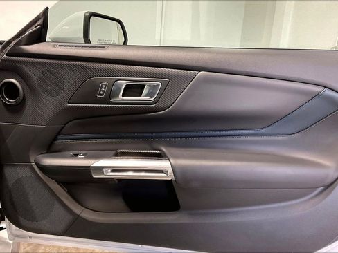 Used 2024 Ford Mustang GT Premium image 22