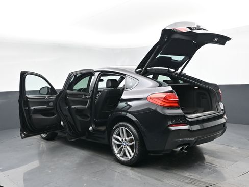 Used 2018 BMW X4 xDrive28i image 31