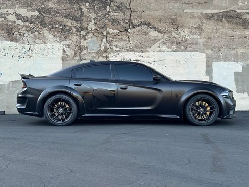Used 2020 Dodge Charger SRT Hellcat w/ Navigation & Travel Group RWD image 5