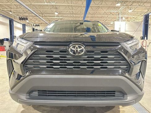 Used 2024 Toyota RAV4 XLE image 26
