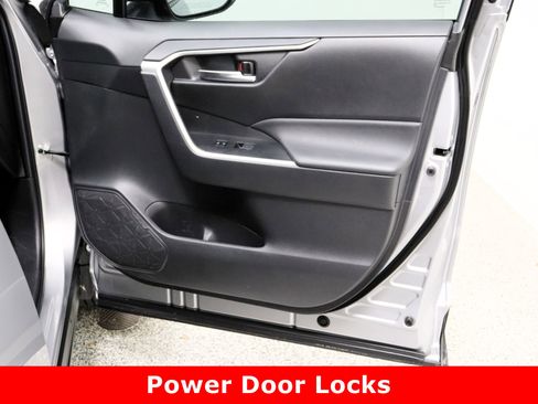 Used 2024 Toyota RAV4 XLE image 35